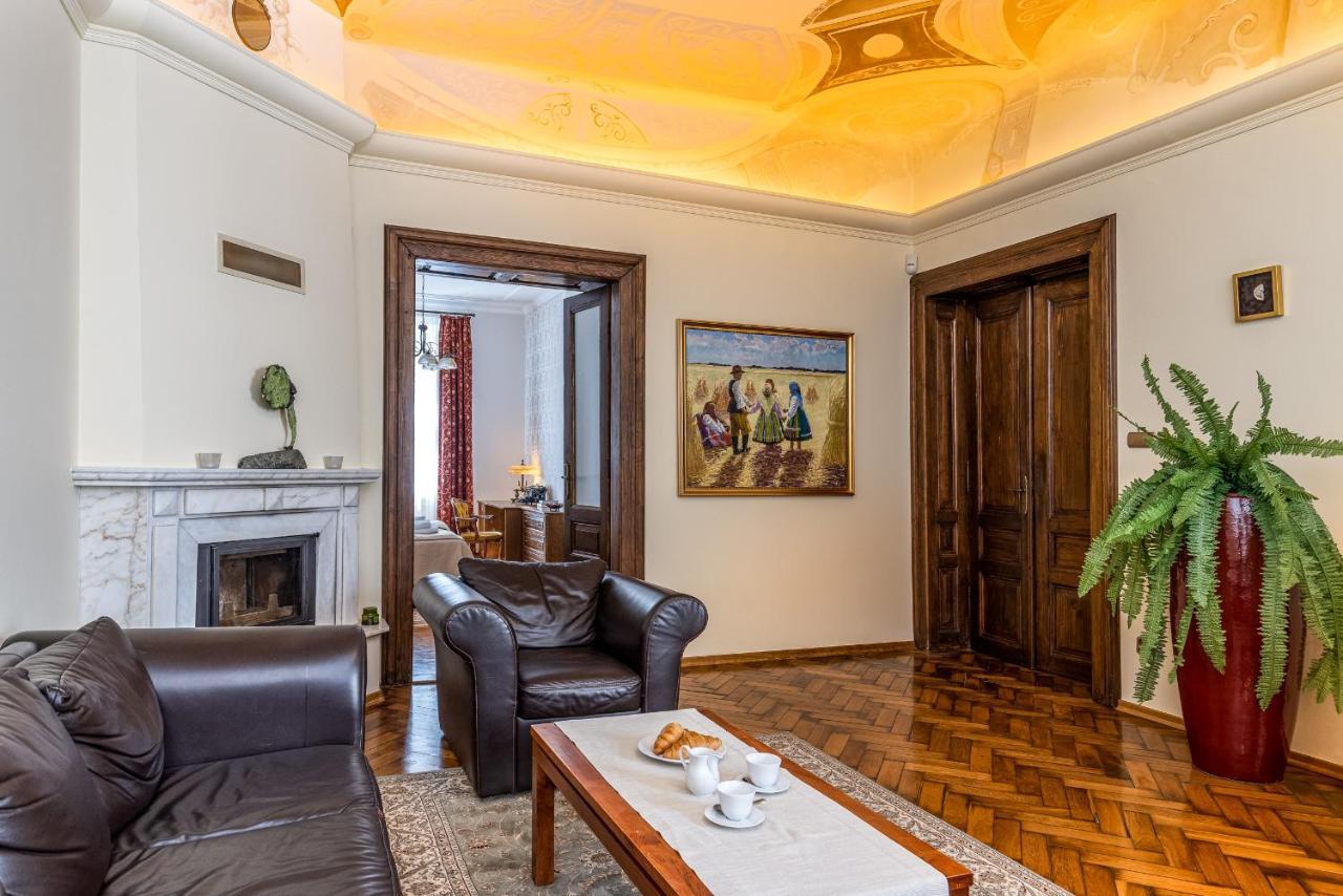 Location To Explore Spacious 105m2