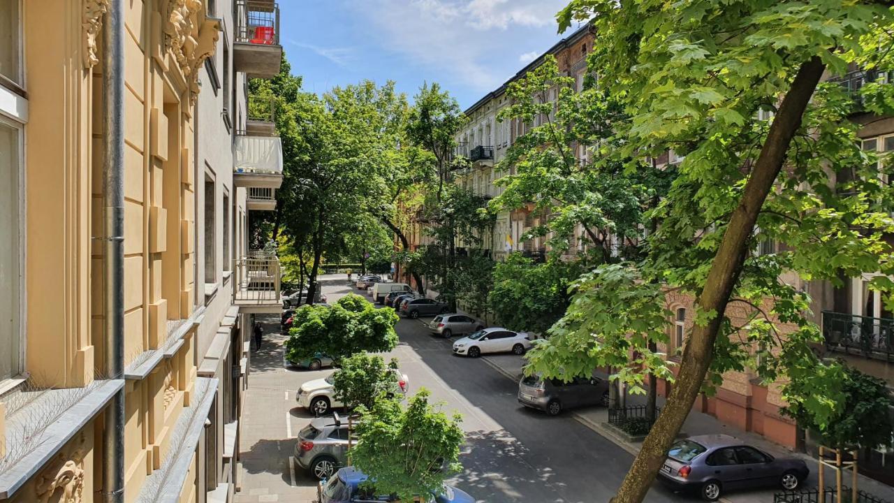 Location To Explore Spacious 105m2 * Krakau