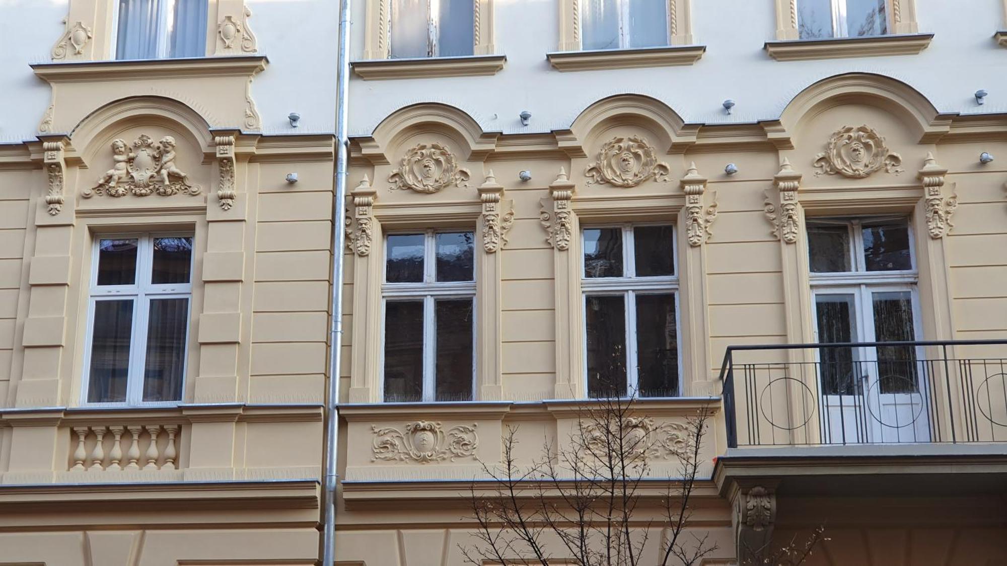 Location To Explore Spacious 105m2 Apartment